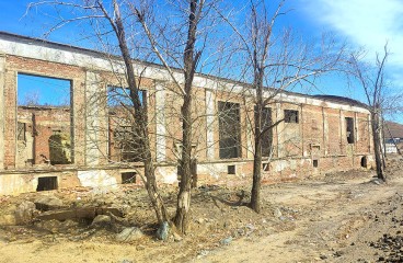 Старое здание Дарасунского рудника