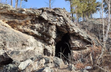 Пещера землепроходца Бекетова