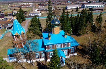 Крестовоздвиженская церковь в селе Захарово