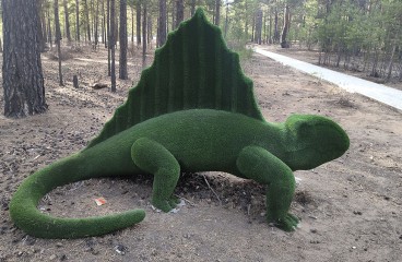 Диметродон на тропе «По следам динозавров»