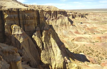Цветные горы Цагаан Суварга