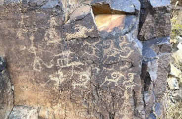 Петроглифы Бичигт Хад